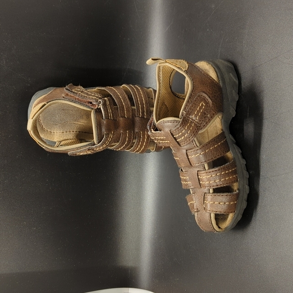 Carter's Brown Fishermen Sandals Boys Toddler - Size 8 - Picture 2 of 6